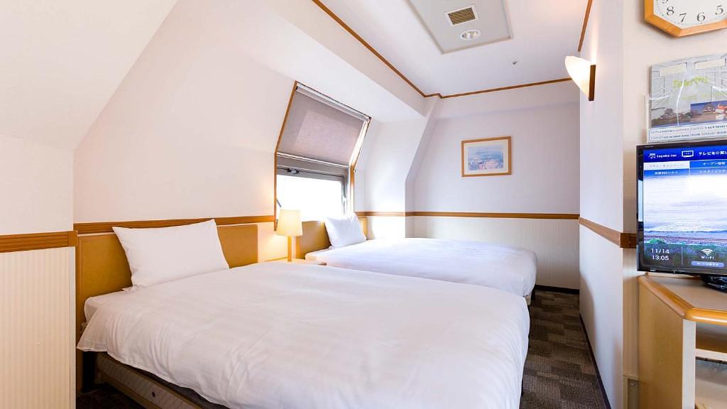 Токио 3*